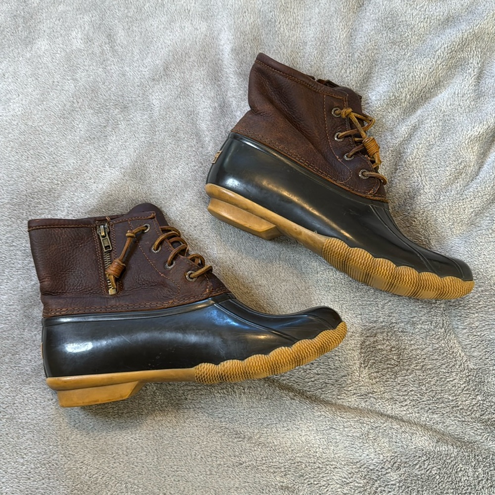 Sperry Top Sider Saltwater Waterproof Ankle Duck Boots Sz 8.5